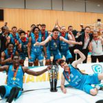 Suisse – Cheikh Sané et Fribourg remportent le championnat et réalisent un triplé historique