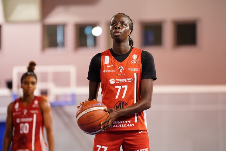 Léna Timera (19 Pts) et Nice freinent Rouen-Bihorel